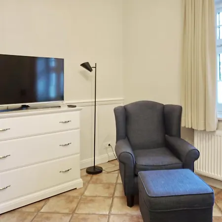 Gudrun - Warrior Apartment